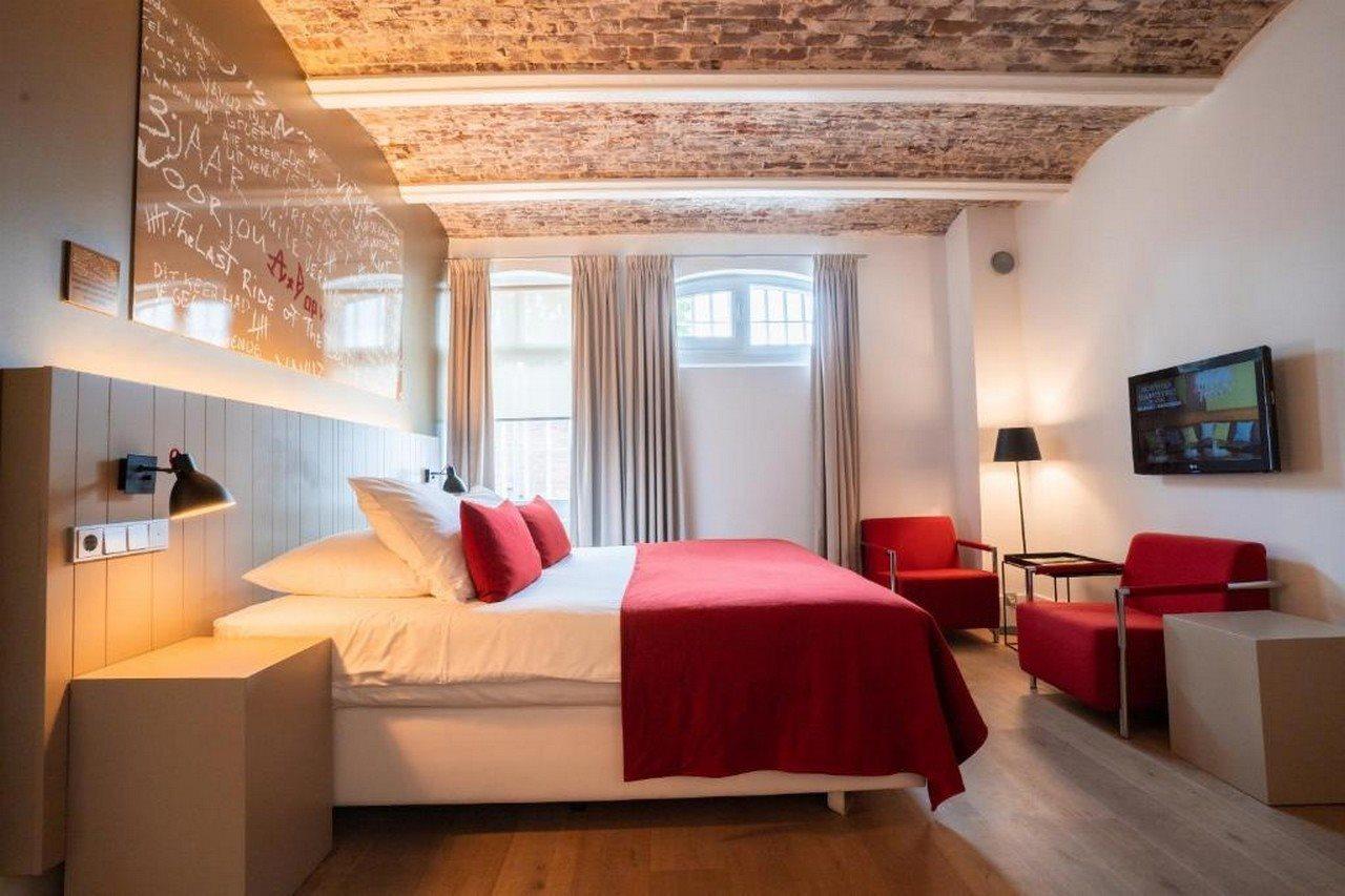 Het Arresthuis Hotel 5*
