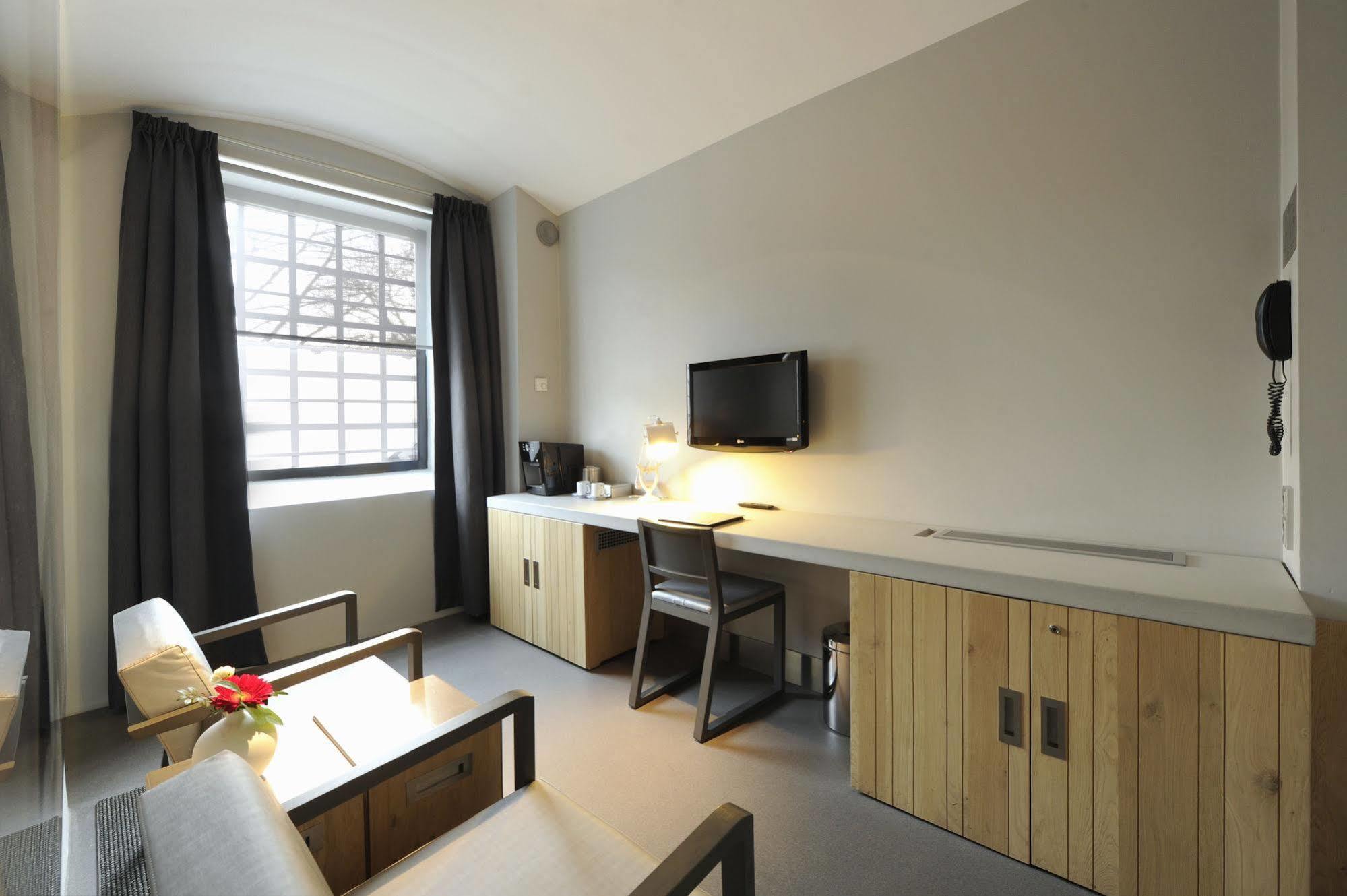 Het Arresthuis Hotel 5*